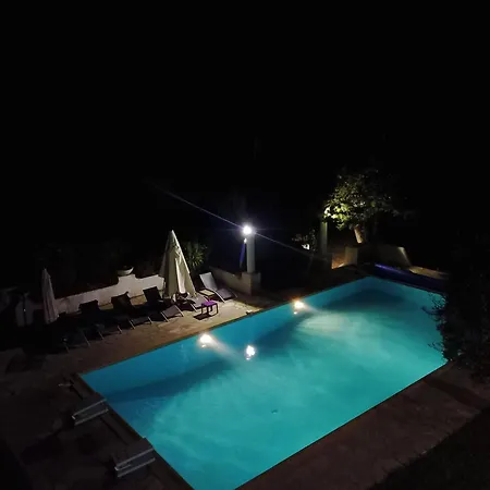 La Bastide Blanche רוקברון-סור-ארז'נס
